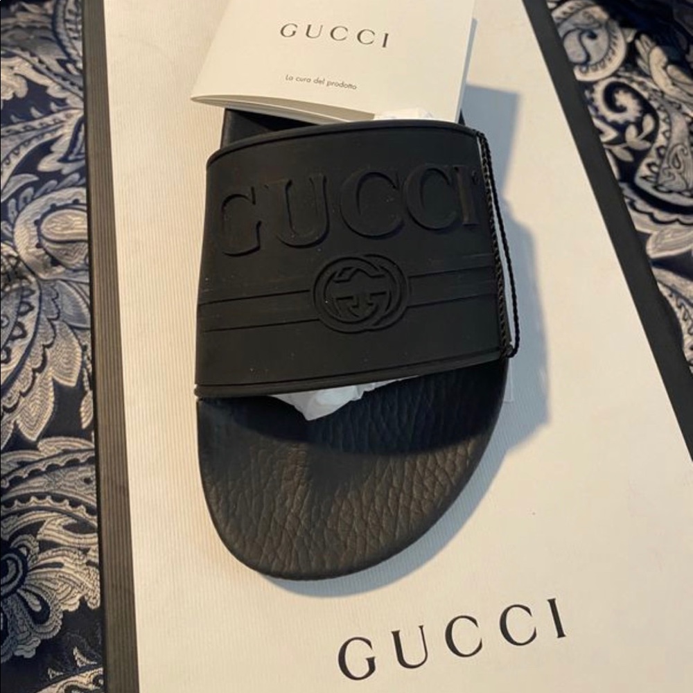 Gucci Logo Slide Men’s 6 NEW